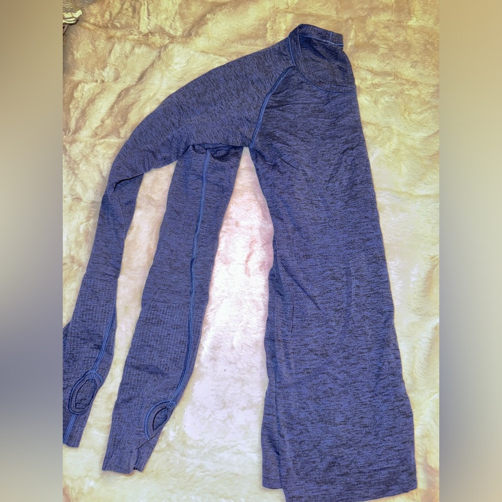 BRAND NEW LULULEMON SHIRT
